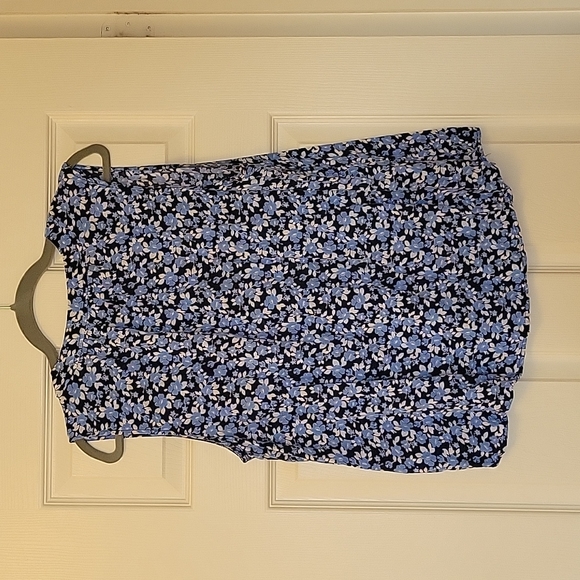 Blue Sleeveless Blouse Size L - Picture 2 of 3